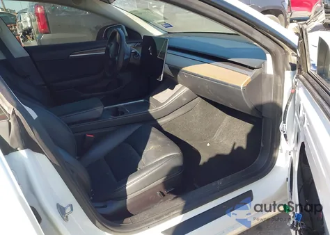 2022 Tesla Model 3 from USA, damaged, VIN 5YJ3E1EB0NF270918